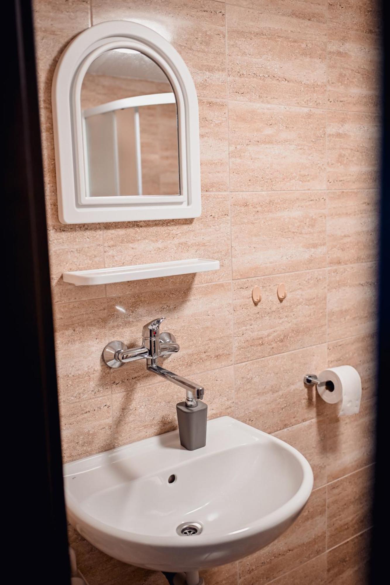 Apartman Pod Zalym เบเนซโก ภายนอก รูปภาพ